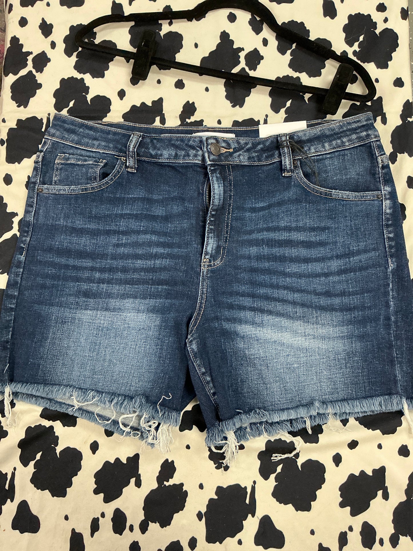 Plus-Mid Rise Raw Frayed Hem Denim Shorts