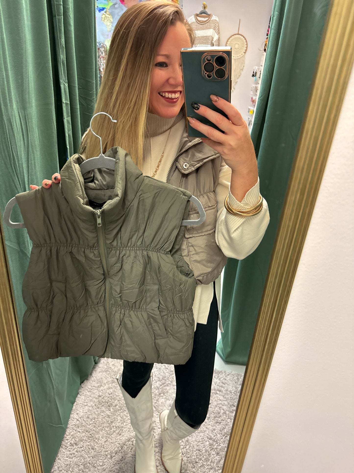 The Anna Cropped Puffer Vest