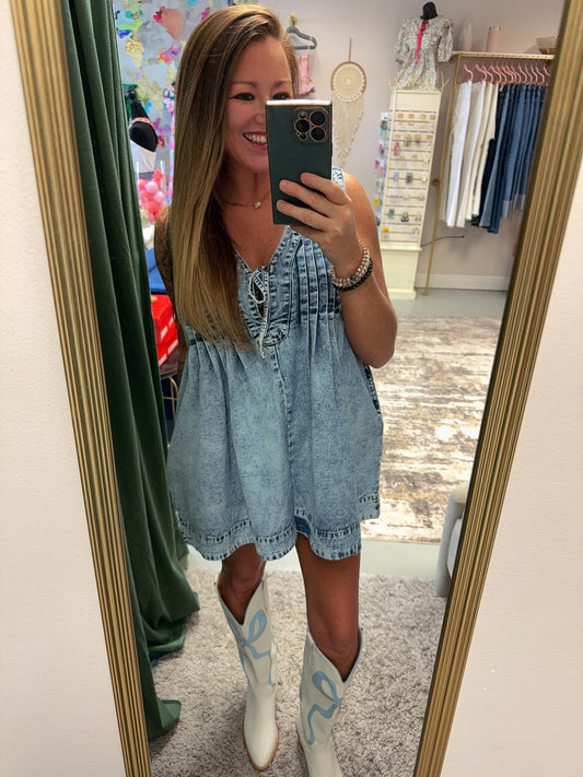 Veveret Downtown Daze Denim Pleated Romper