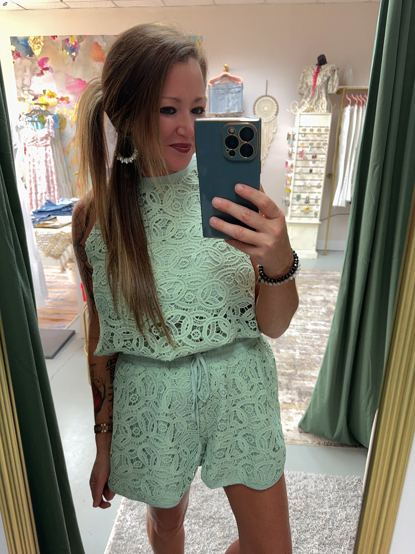Mya Mint Eyelet Set